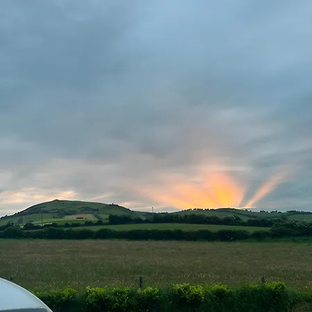 Hillview Semesterbostad *