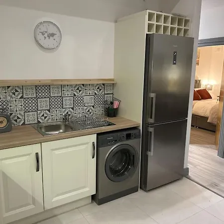 Hillview Barrysbrook