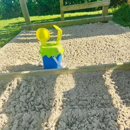 Hillview Barrysbrook